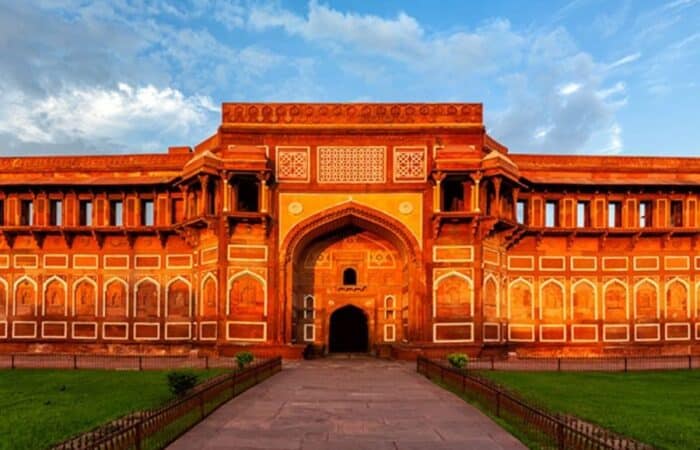 Agra holiday package with the Taj Mahal, Agra Fort and local heritage as a private Golden Triangle tour