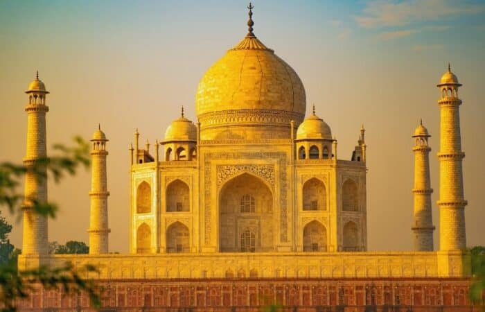 delhi agra tour package 1 day with Taj Mahal, Delhi and Jaipur heritage landmarks