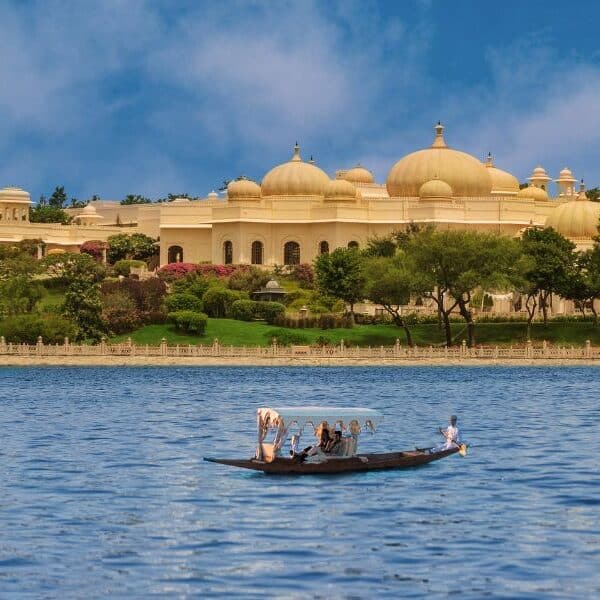 Udaipur trip package with lake palaces, private sightseeing and heritage stays