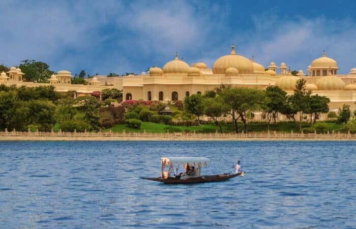 Udaipur trip package with lake palaces, private sightseeing and heritage stays with forts, palaces and desert heritage