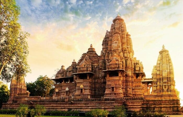khajuraho temple tour as a private luxury cultural journey