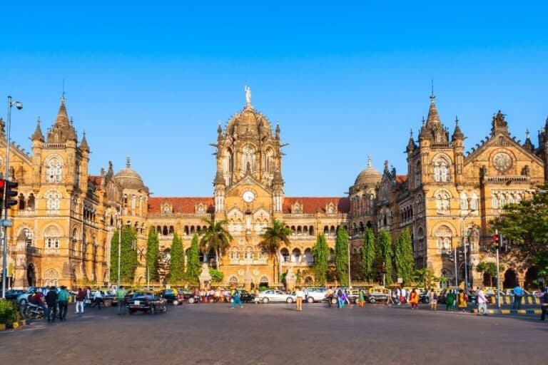 mumbai holiday package as a private luxury India journey