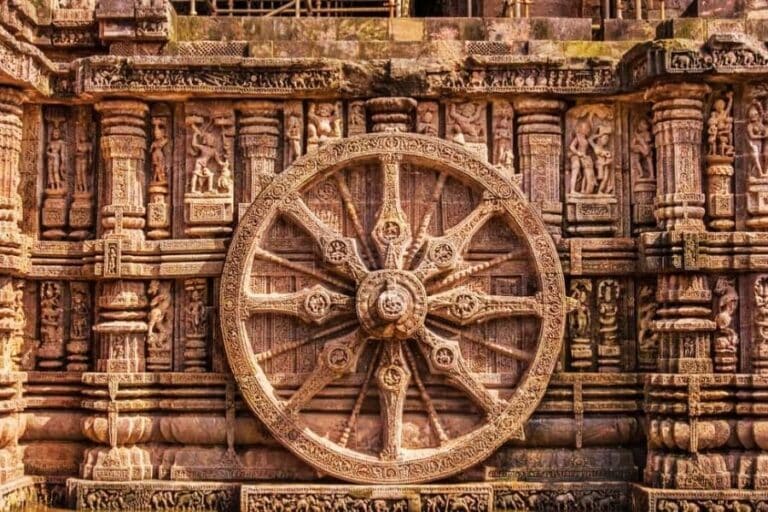 orissa tourism packages with temples, old cities and local traditions