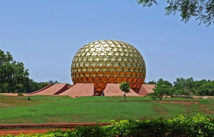 pondicherry 3 days tour package with temples, old cities and local traditions