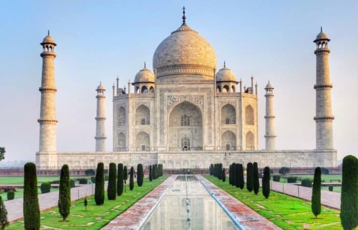 Private Golden Triangle tour with chauffeur driven travel between Agra and Jaipur with Taj Mahal, Delhi and Jaipur heritage landmarks