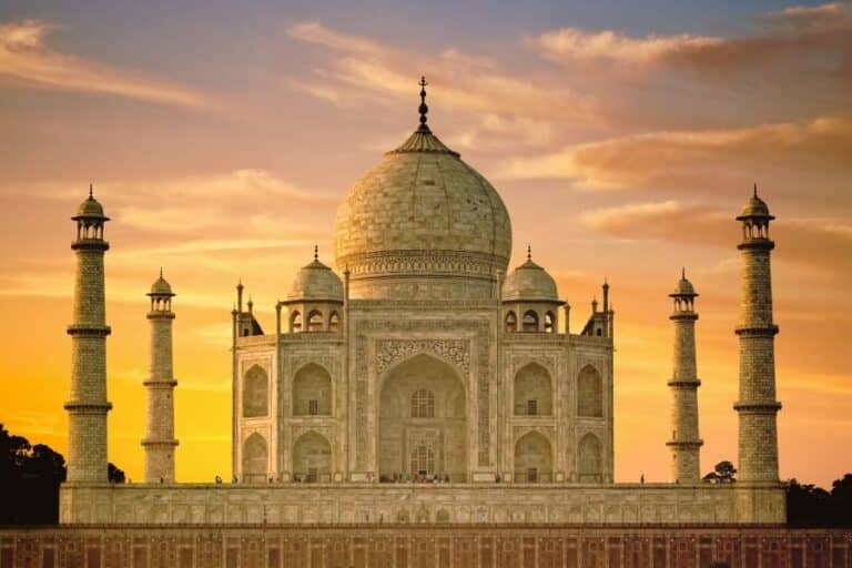 same day agra tour with Taj Mahal, Delhi and Jaipur heritage landmarks