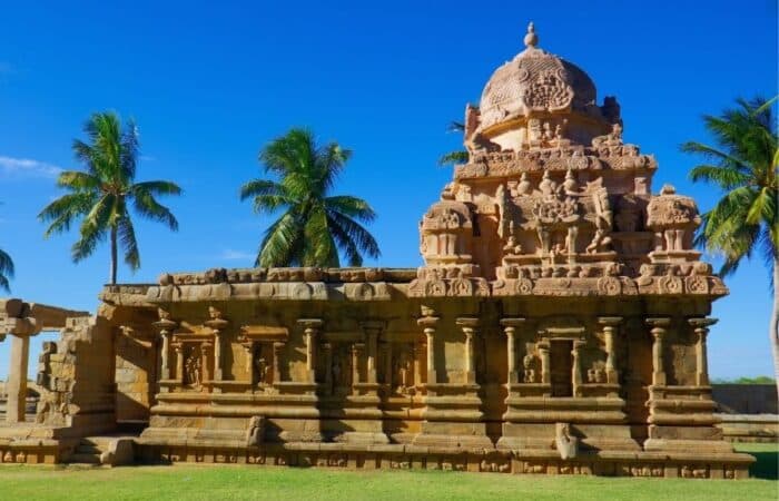 south india temple tour package with temples, old cities and local traditions