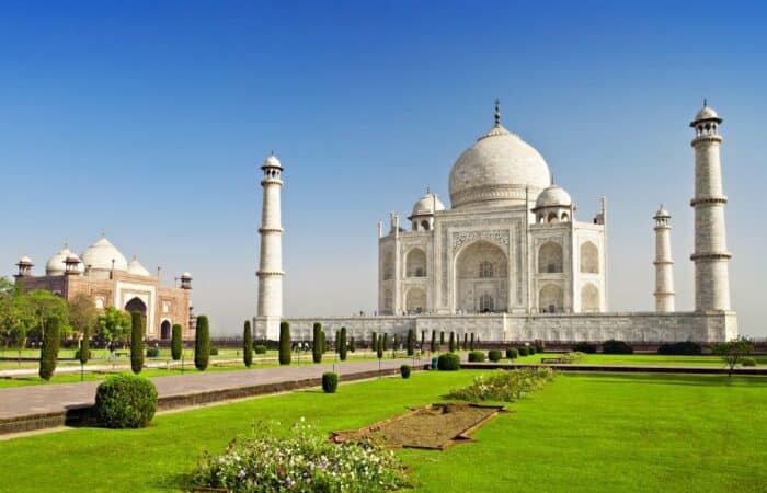 Taj Mahal tour operator for a short Delhi Agra Jaipur private journey in a bespoke North India heritage journey