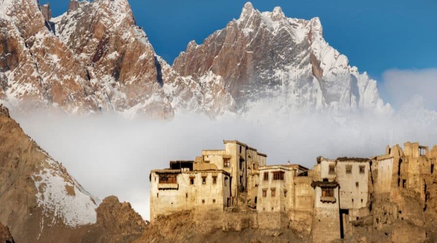 tour package for leh in a tailor-made Himalayan escape